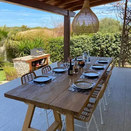 Monte Leone Villa Bonifacio  Buitenkant foto